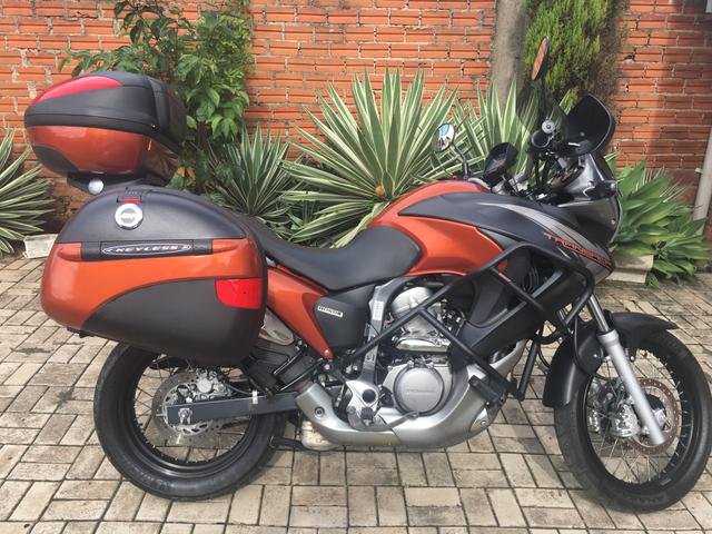 Honda Transalp 700cc - Foto 4