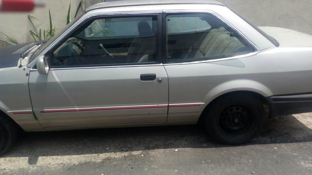 Vendo um Verona 1.8 Glx - Foto 4