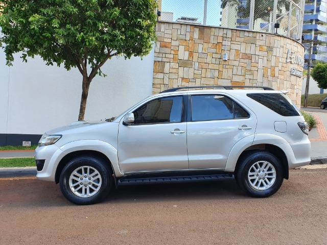 Hilux SW4 3.0 D - 7 lugares - Foto 2