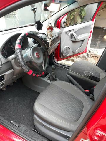 Palio Attractive 1.0 Vermelho 14/15