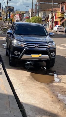 Vendo Hilux srv 16/16 38.000 - Foto 2