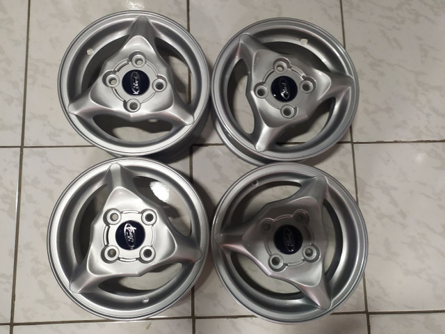 Roda aro 13 Ford - Foto 3