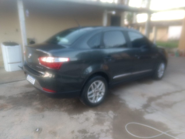VENDO CARRO FIAT SIENA ESSENCE 1.6 AUTOMÁTICO