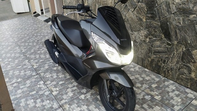 MOTO HONDA PCX