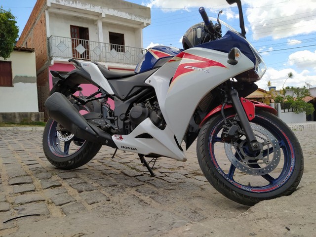 CBR 250R