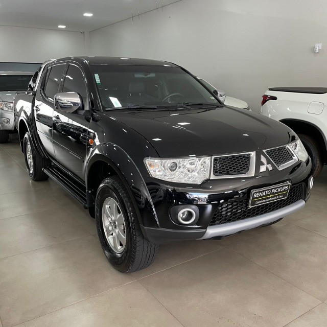 MITSUBISHI L200 TRITON 3.2 HPE 4X4 AUT DIESEL 2013
