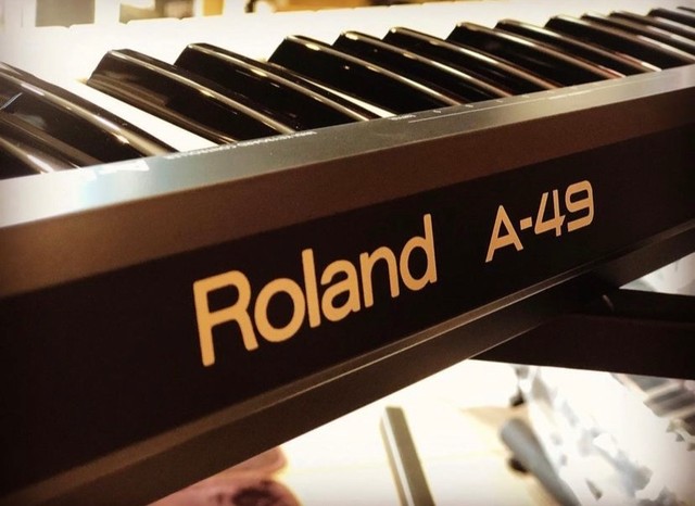 Roland A-49 teclado controlador em 12x sem juros no cartão  - Foto 4