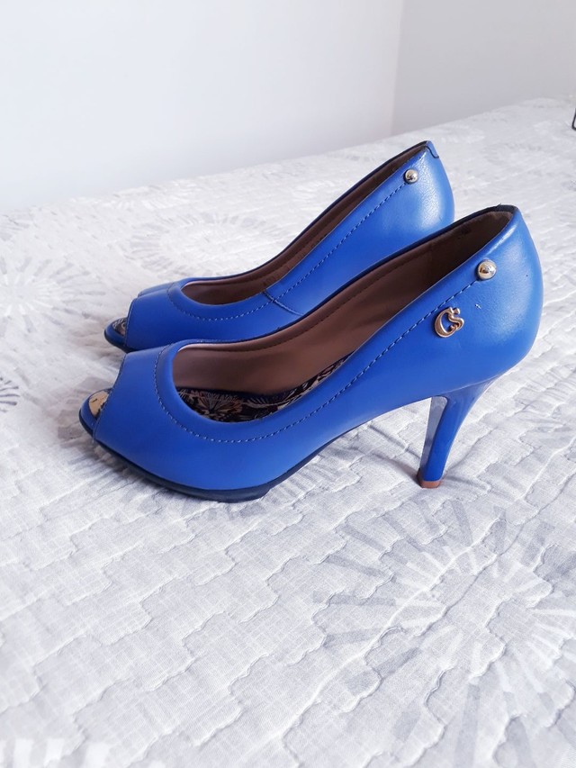 Sapato Carmen Steffens - Roupas e calçados - Ponto Novo, Aracaju 1009916793  | OLX