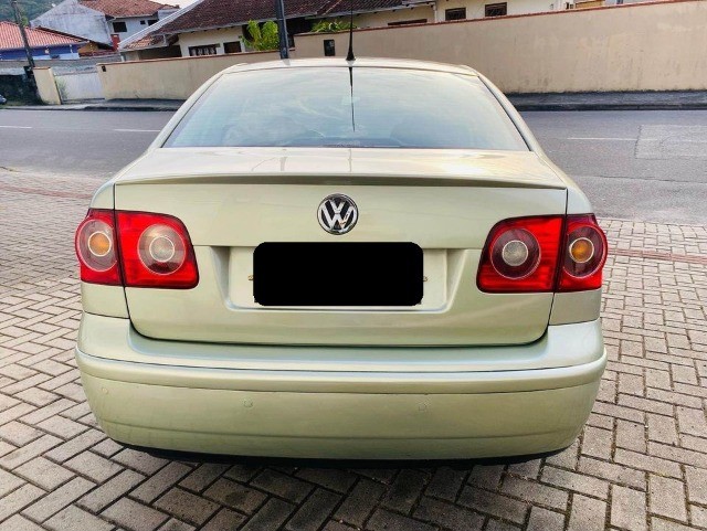 carro polo sedan 2008