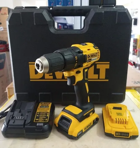 Parafusadeira/Furadeira 20v Motor Brushless C/2Baterias - DeWalt (Loja)