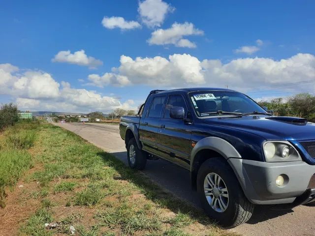 Mitsubishi L-200 CD SPORT GLS 4X4 2.5 TB-IC - SóCarrão