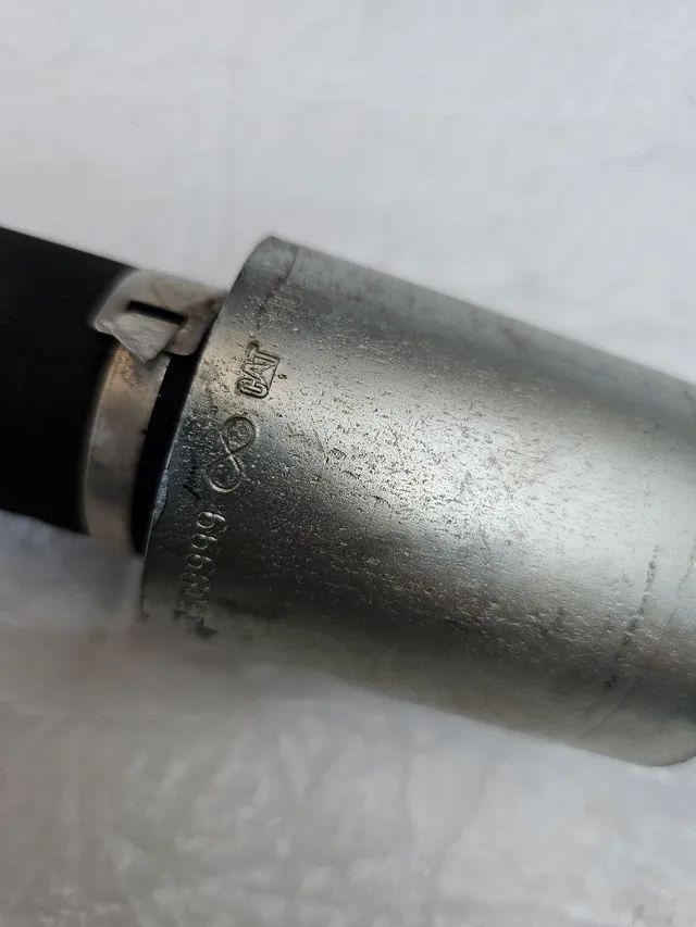 Trator esteira caterpillar D6T mangueira tubo novo original 2703462 - Foto 4