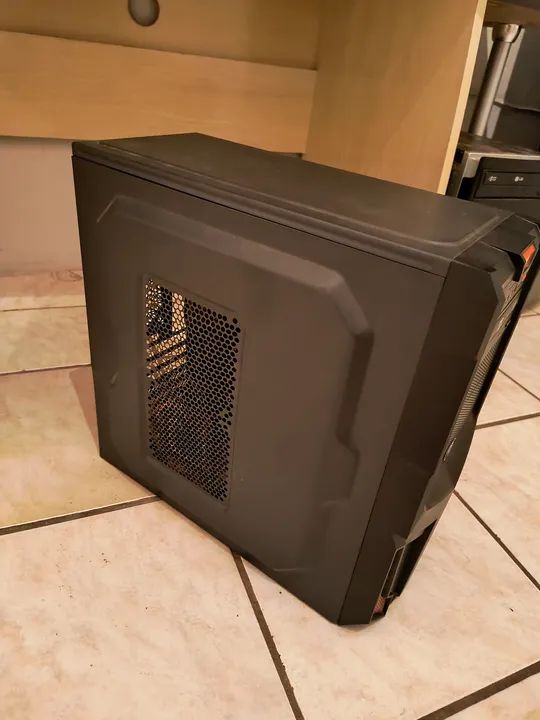 Gabinete C3 Tech Gamer - Foto 2