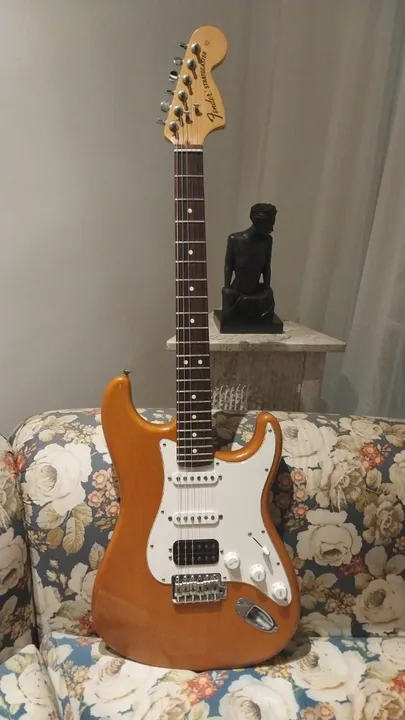 Guitarra Fender Highway One USA