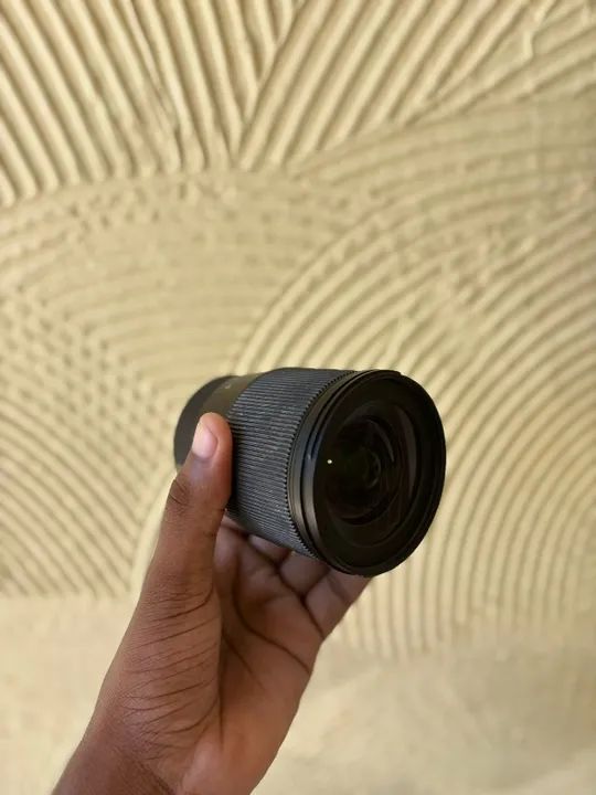 Lente Sigma 16mm F 1.4 - Foto 2