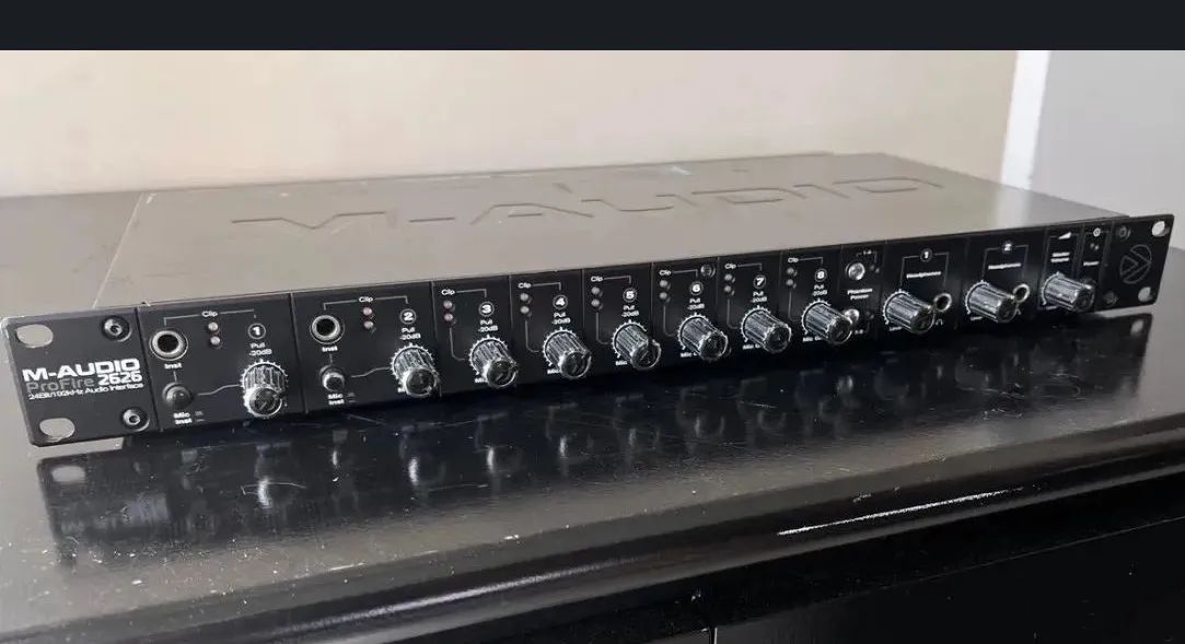 Placa de áudio Profire 2626