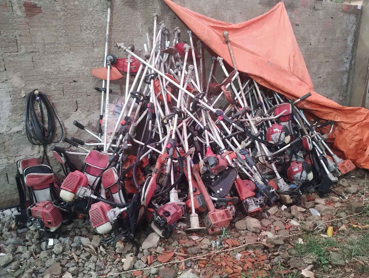 Roçadeiras usadas - várias unidades