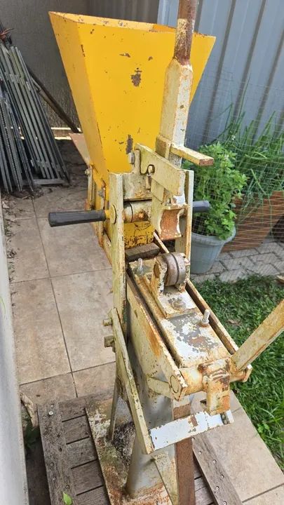 Prensa manual para fabricação de tijolo solo-cimento - Foto 3