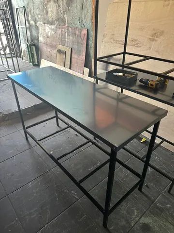 Mesa no inox (entrego)