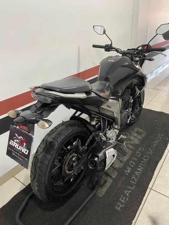 FAZER 250c 2023  MUITO NOVA ( DIVIDO EM 21 VEZES NO CARTÃO ) - Foto 4