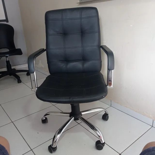 Cadeira giratória para escritório - Foto 5