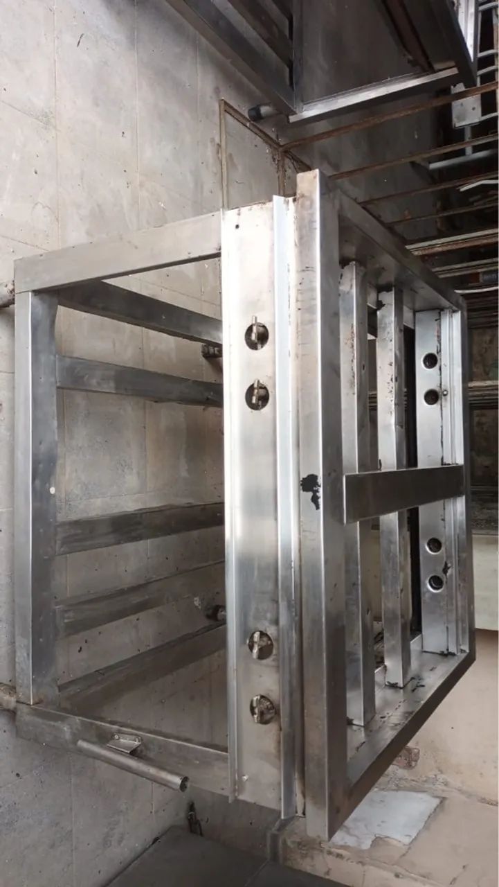 Maquinários para restaurante em bom estado, funcionando