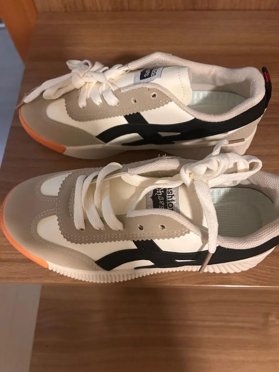 Tenis Casual Moderno - Super confortável - NOVO, sem uso - Foto 3