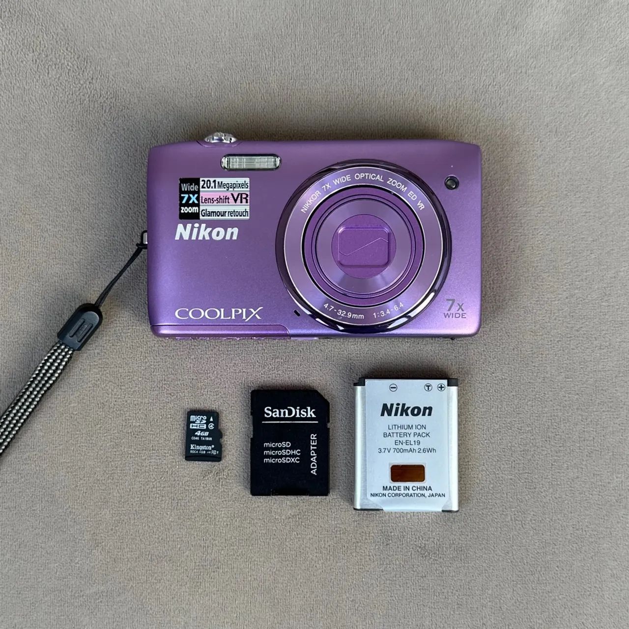 Câmera Digital Fotográfica Nikon Coolpix Modelo S3500 20.1