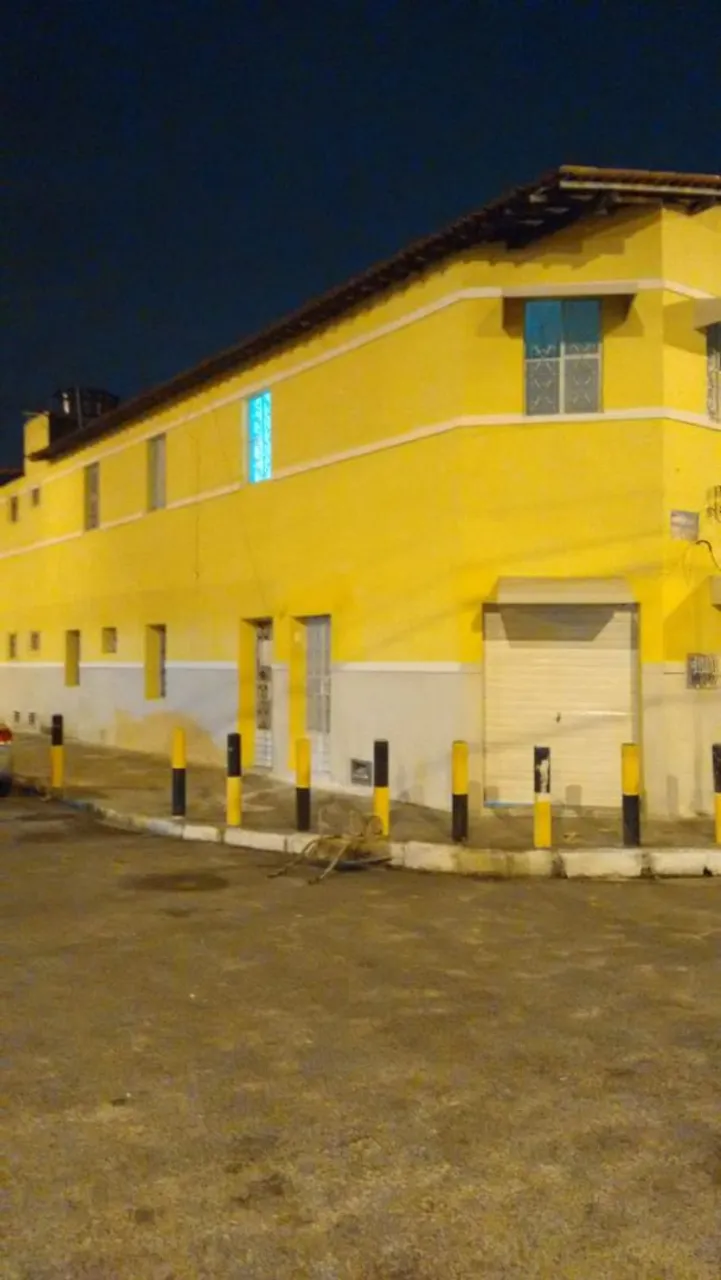 Casa em boa localização no prado.