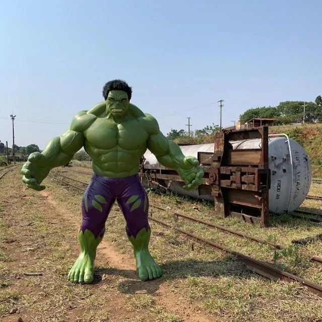 Hulk tamanho real 
