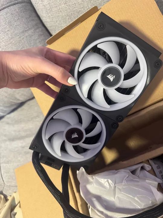 VENDO WATER COOLER CORSAIR NOVO - Foto 2