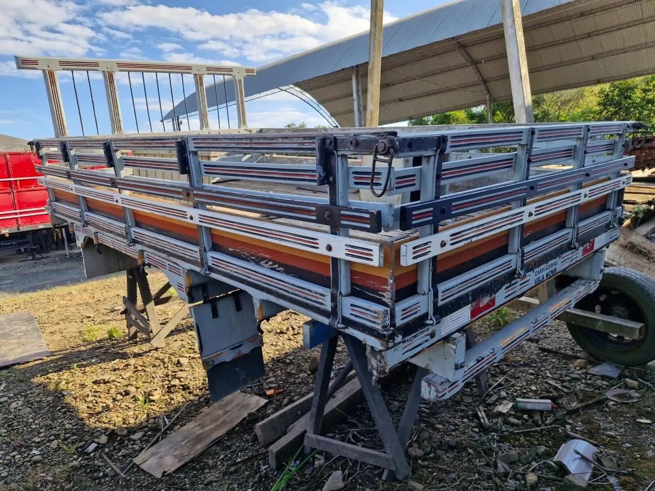 Carroceria madeira Toyota - Foto 4