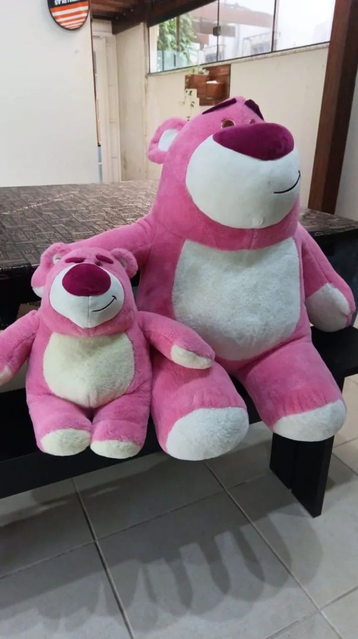 Pelúcia Lotso - 30cm R$100,00 / 80cm R$220,00