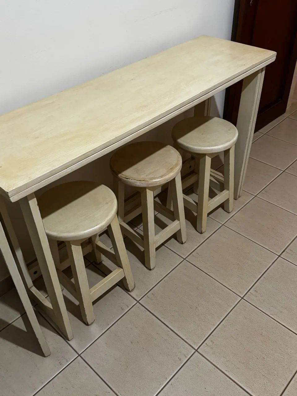 Mesa dobrável com 3 banquetas64276675377281120