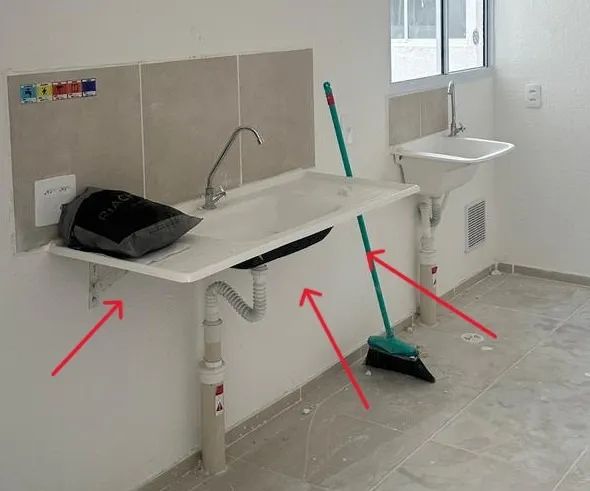 Pia de Cozinha de Cerâmica - Padrão Apartamento Tenda - Usado - Foto 2