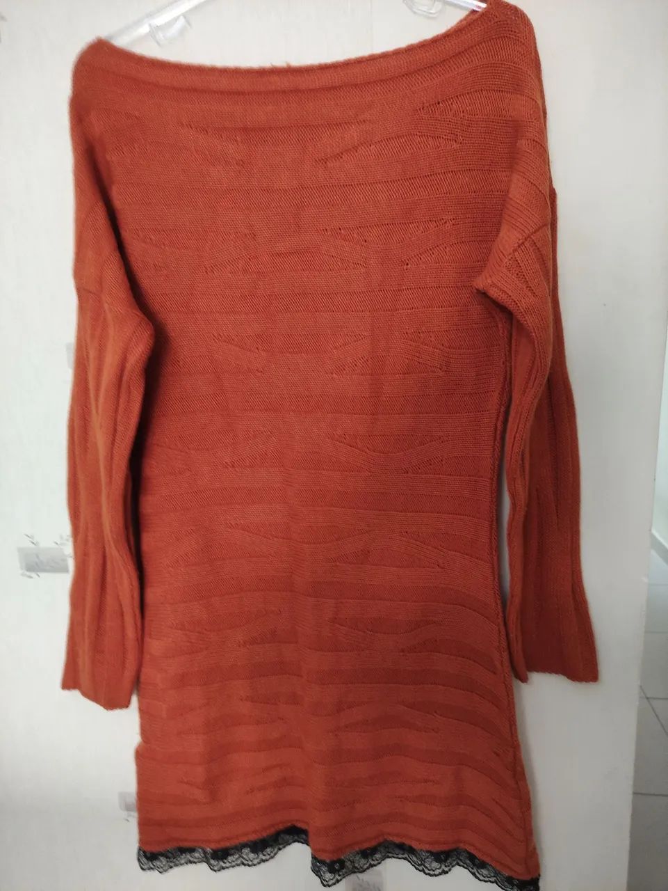 Vestido Tricot Laranja com Detalhe em Renda