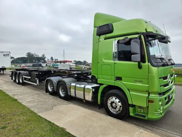 Mb Actros 2546 6x2 Ano 20 Automático Aut Roda alumínio + bug 40 pés Noma 0km ano 25 12 loc