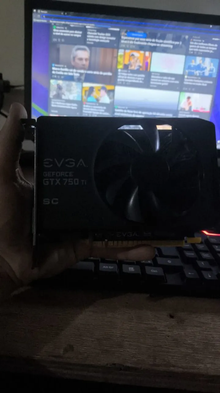 Placa de Vídeo EVGA GeForce GTX 750 Ti SC