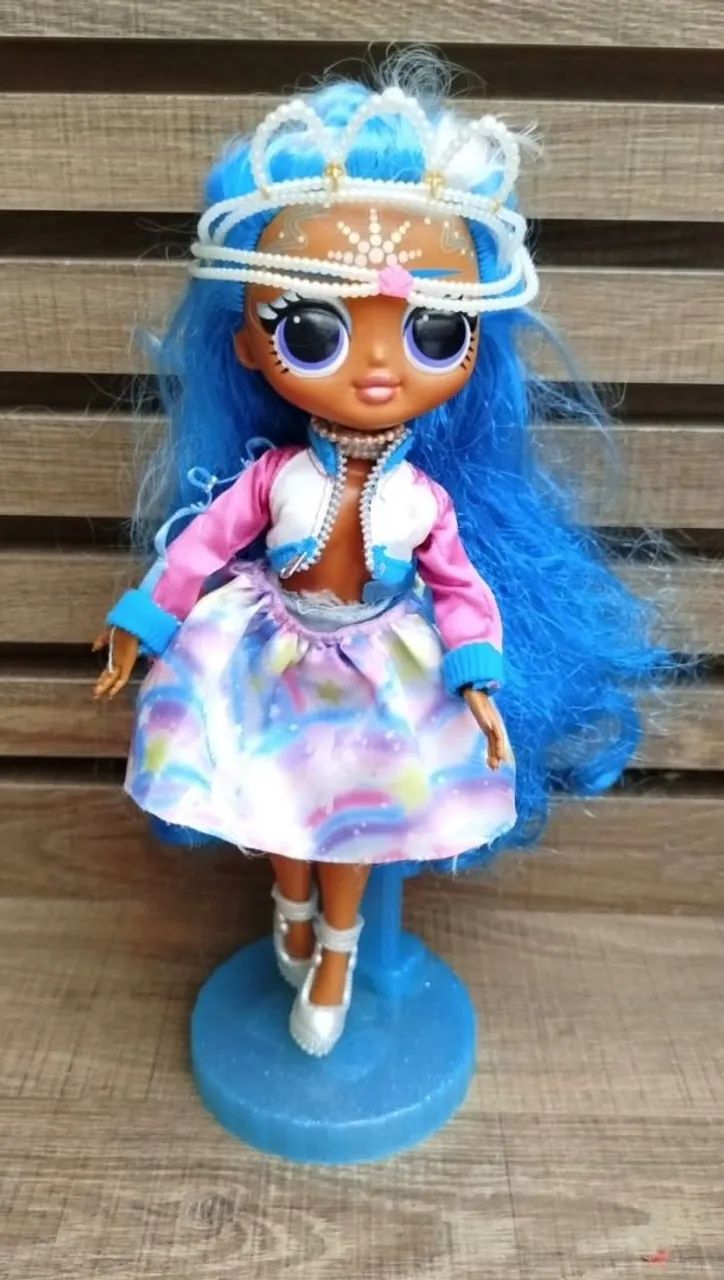 Boneca LOL Surprise OMG Queens Splash Beauty - Foto 2