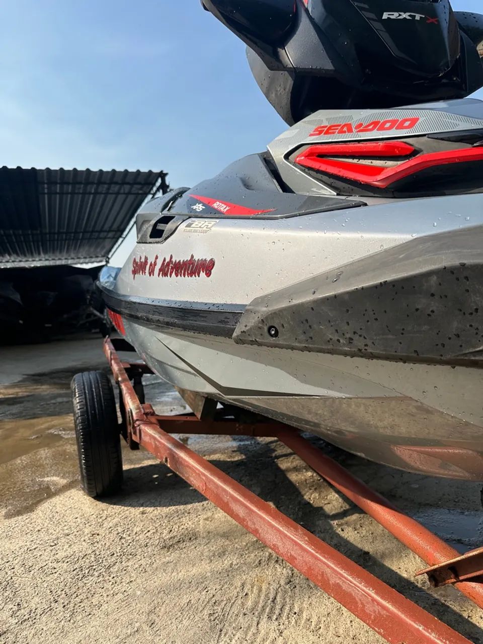 Vendo jet seadoo 300 ano 2018 poucas horas. De uso  - Foto 9