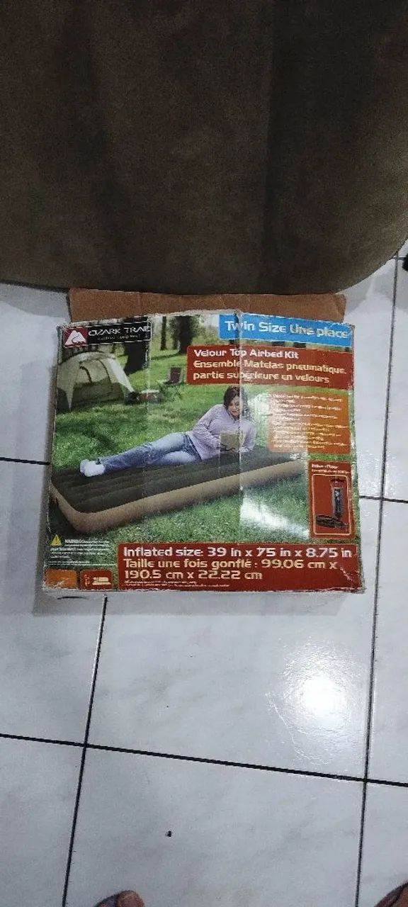 Colchão Inflável Solteiro Ozark Trail - Camping