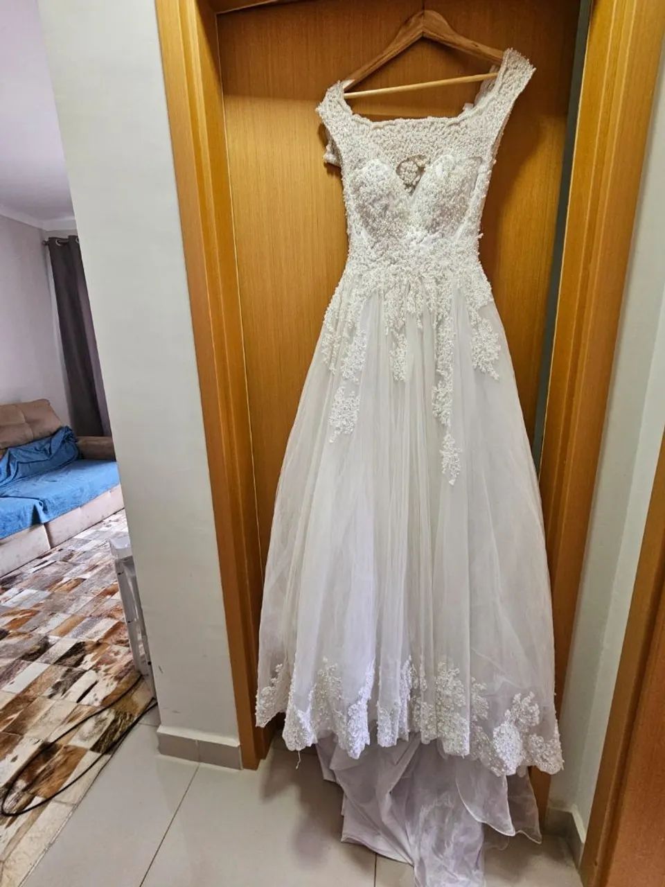 Vestido de Noiva Rendado com Detalhes em Pérolas - Foto 5