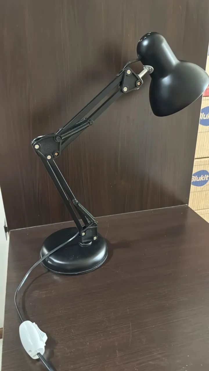 Luminária de Mesa Bancada - Foto 4