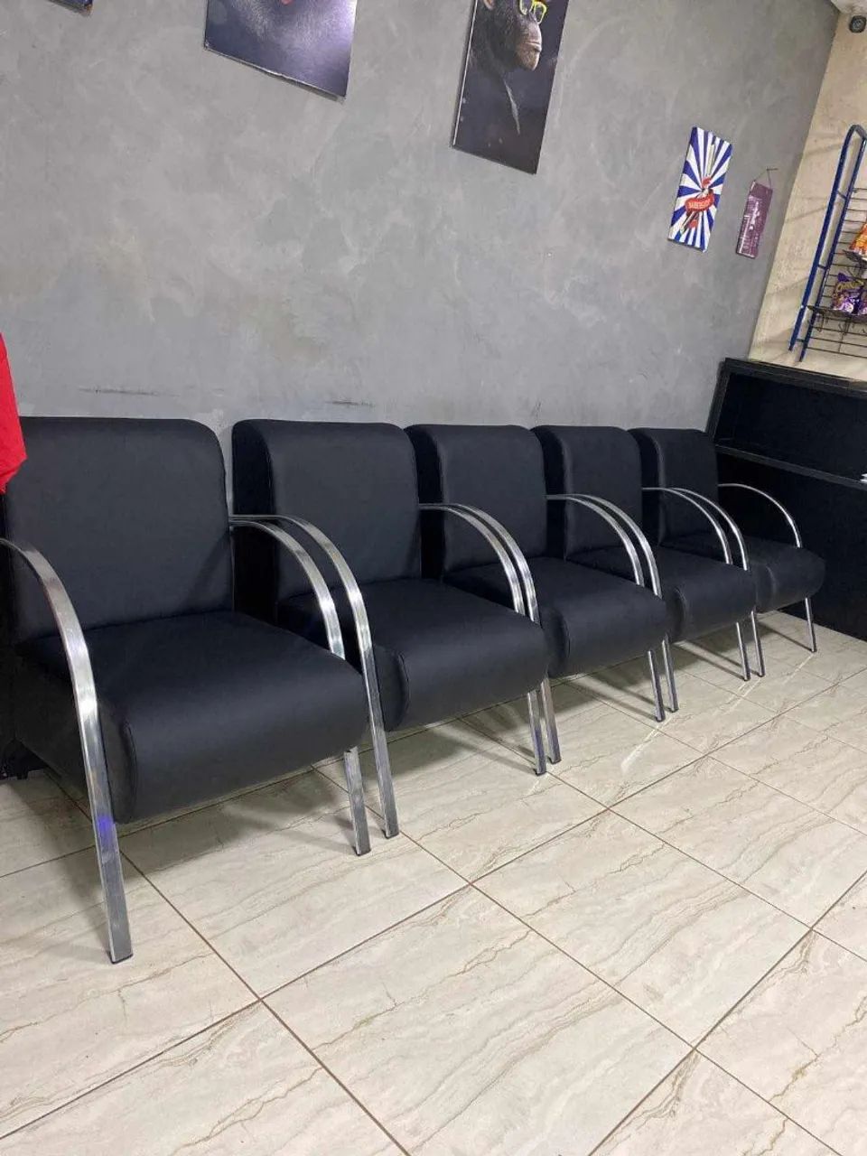 Poltronas pra ambientes recepção,  salão de beleza e barbearia  - Foto 3