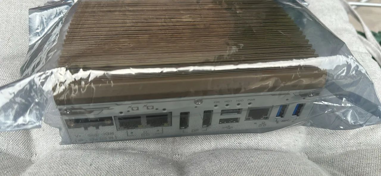 Computador Industrial Compacto POC-400 ? 8 GB RAM, Super Resistente, Ideal para Projetos - Foto 5