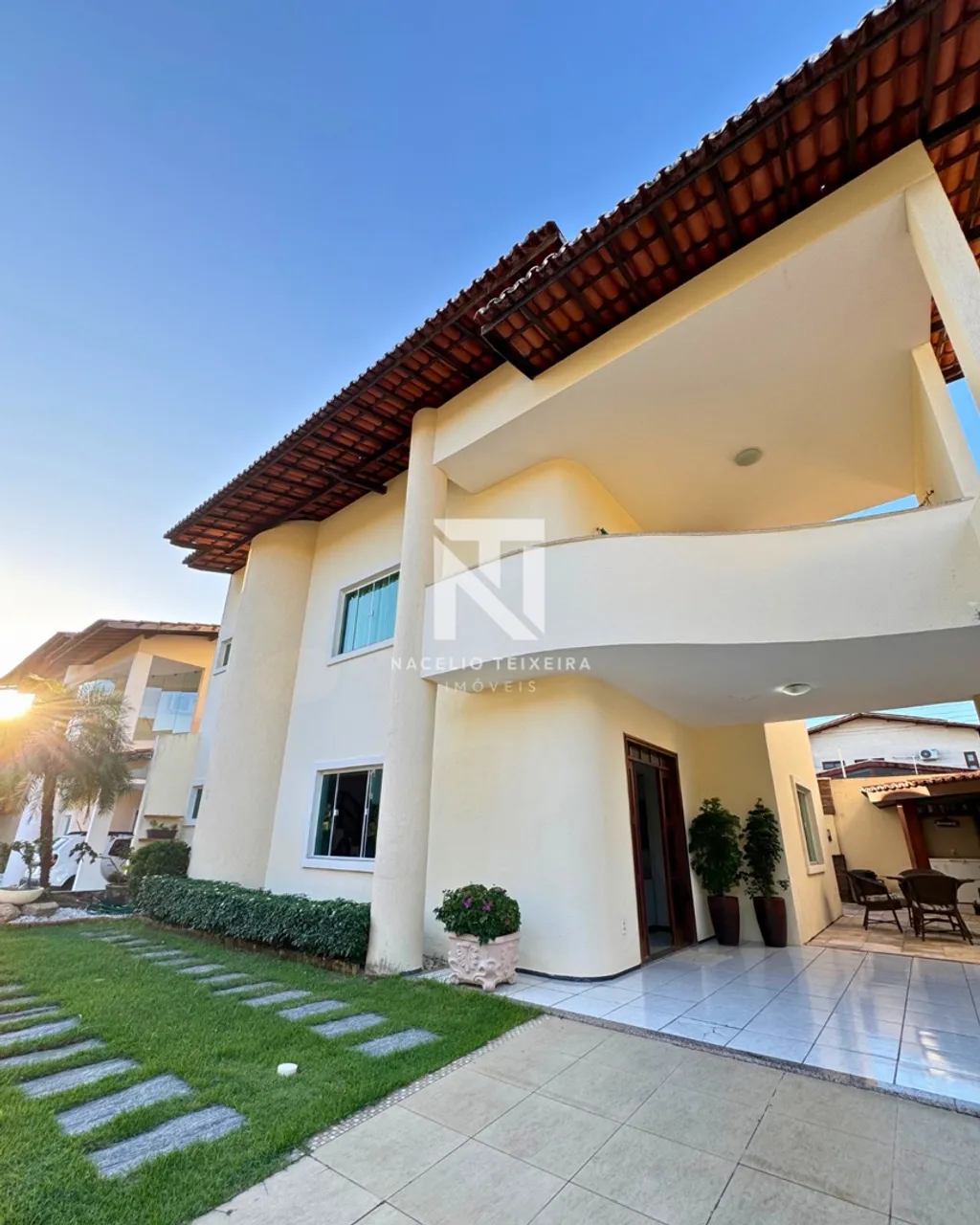 Casa em condomínio