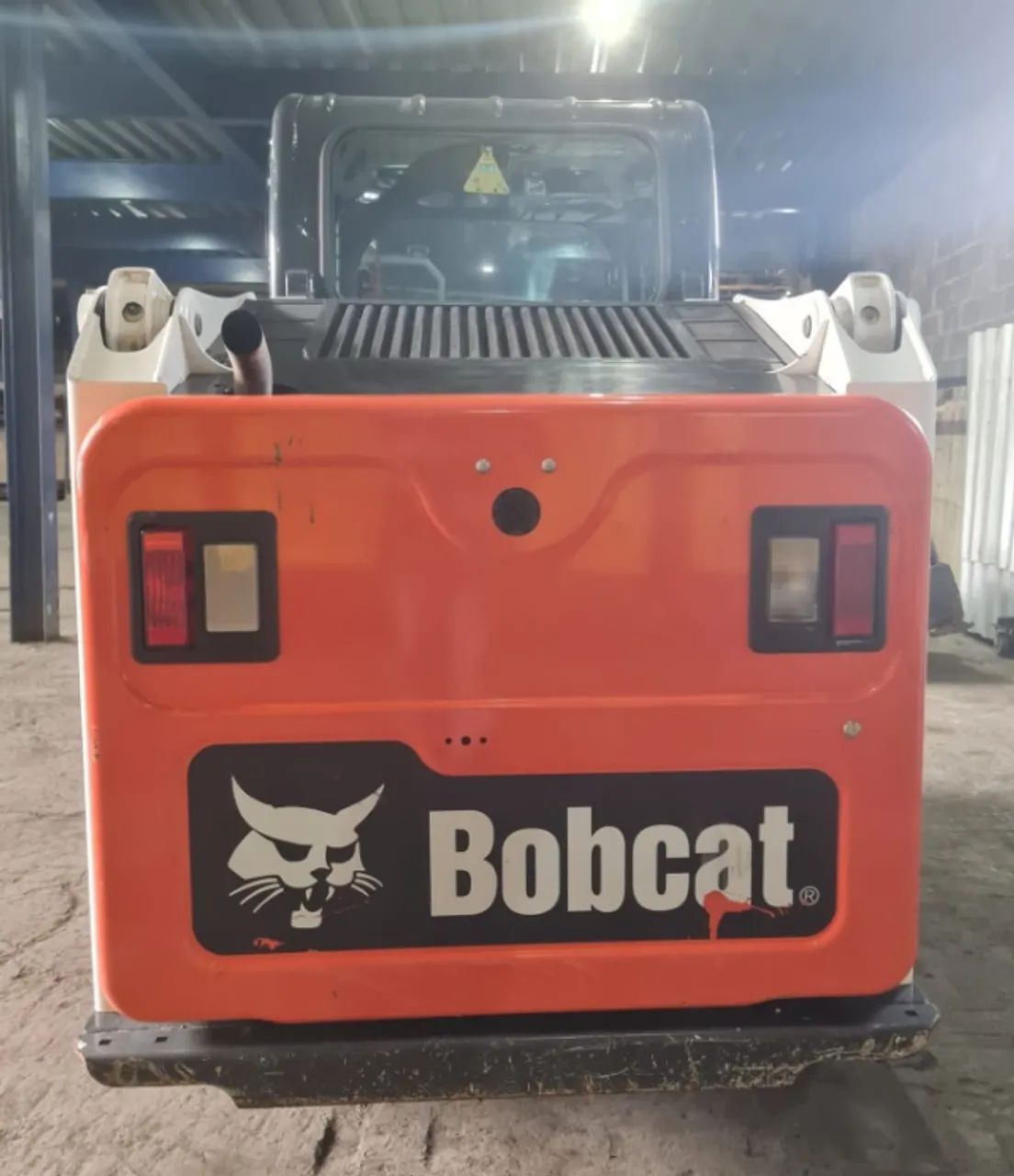 Minicarregadeira Bobcat S450 Ano 2024 Com 1823.8hs C Ar Cond - Foto 3