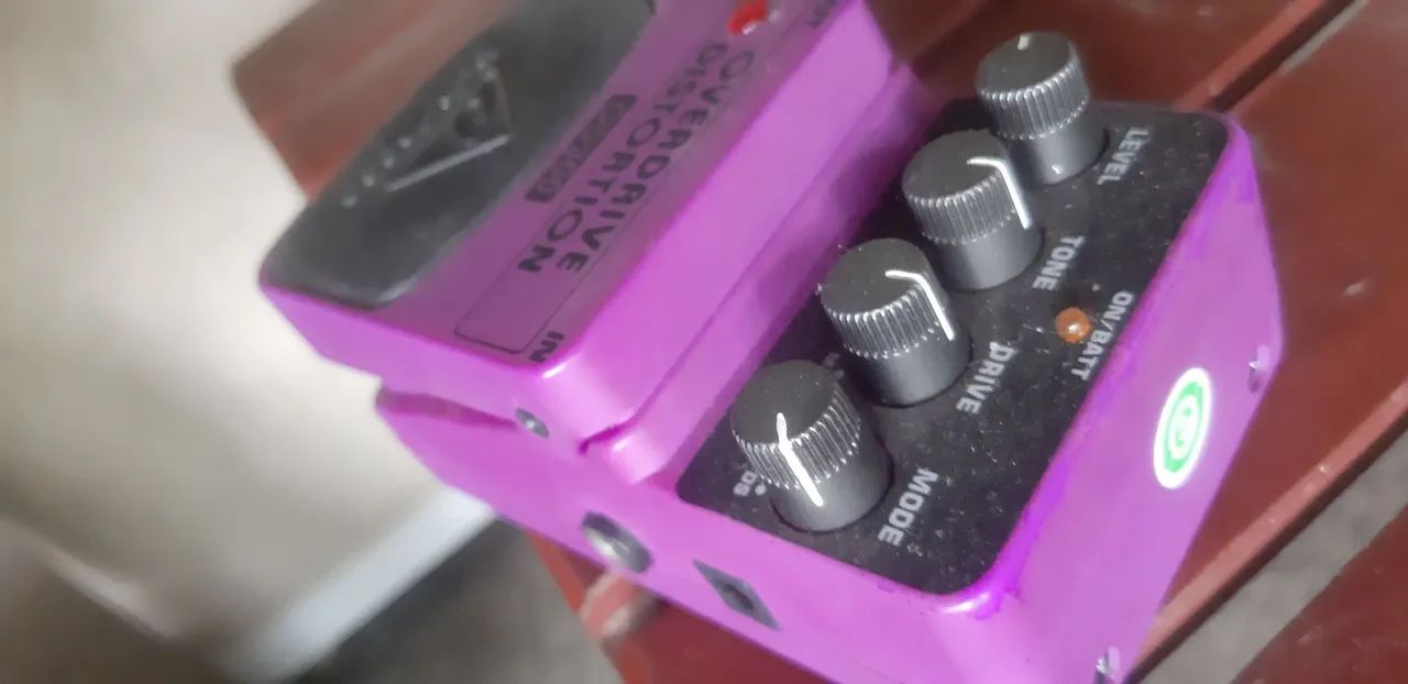 Pedal Overdrive/Distortion Behringer OD300 - Foto 2