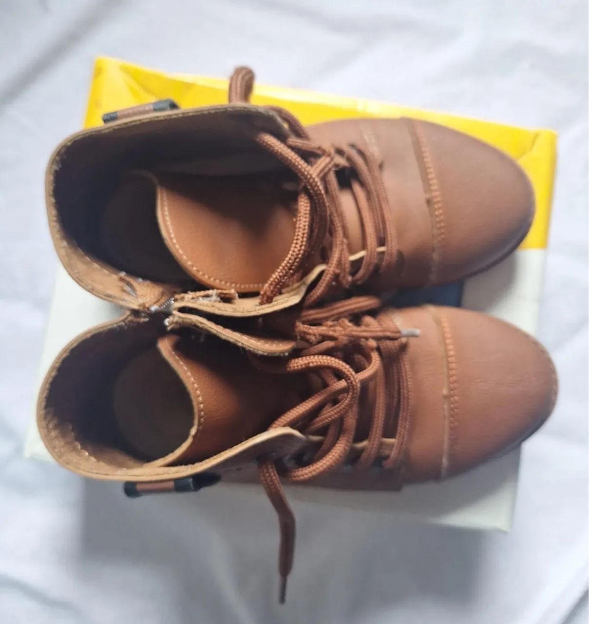 Bota Infantil Klin - Conforto e Estilo para Pequenos - Foto 3