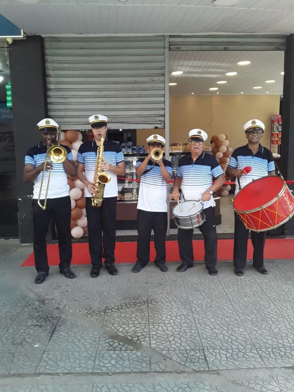Bandinha para Natal, Bailinho de Carnaval,  Escolas, Festas Infantis e Inauguração de Loja - Foto 3